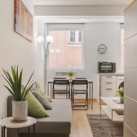 Lazzaro Hub - Nel Cuore Di Appartement Trieste
